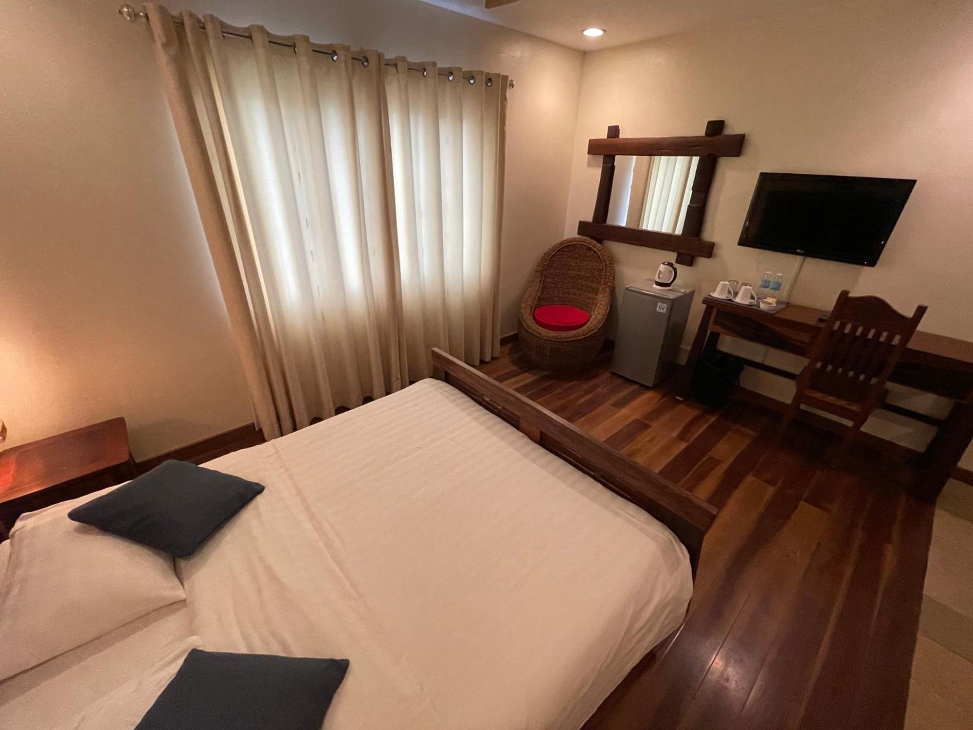 Corto Del Mar Hotel Coron Luaran gambar