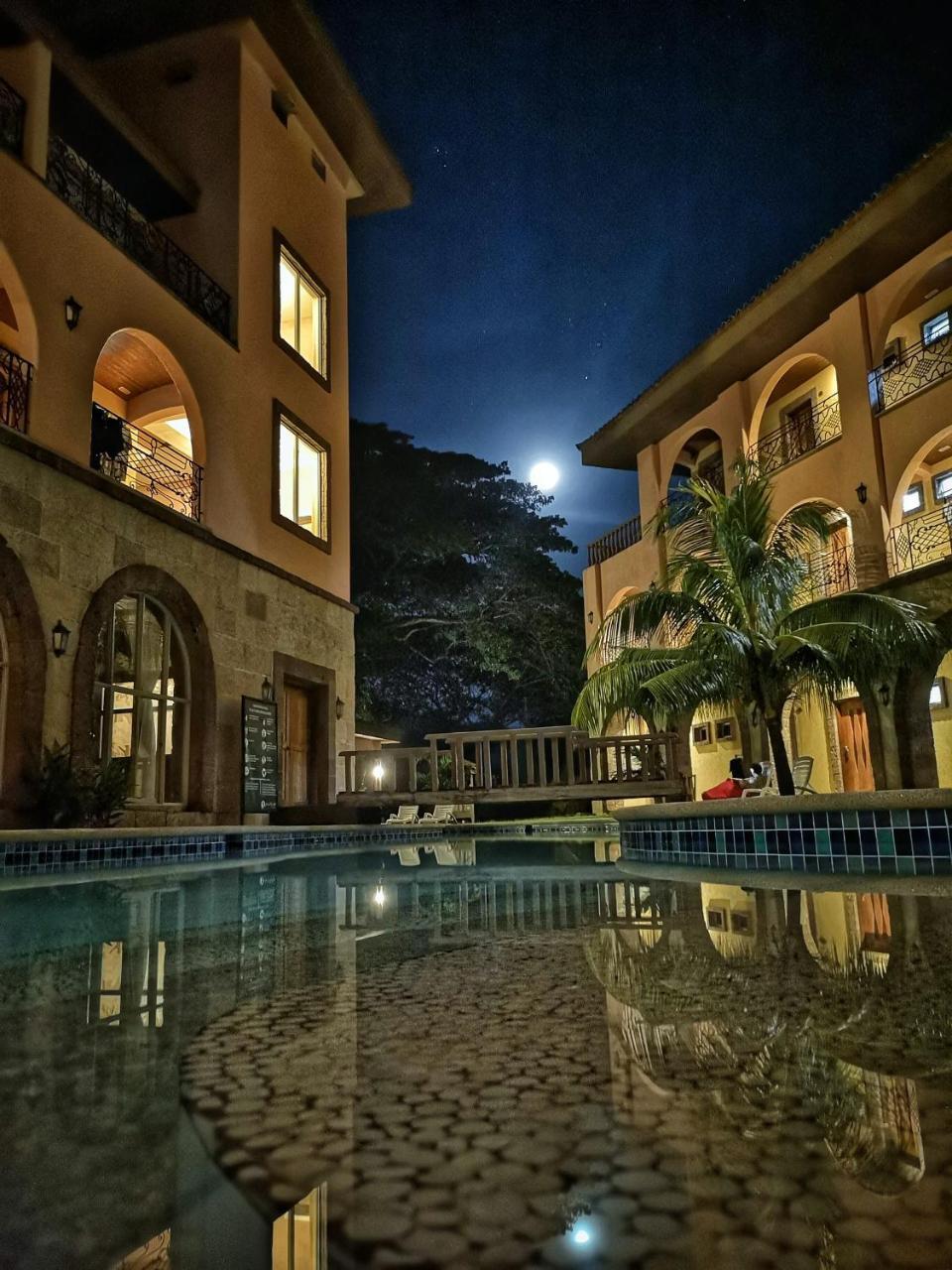 Corto Del Mar Hotel Coron Luaran gambar