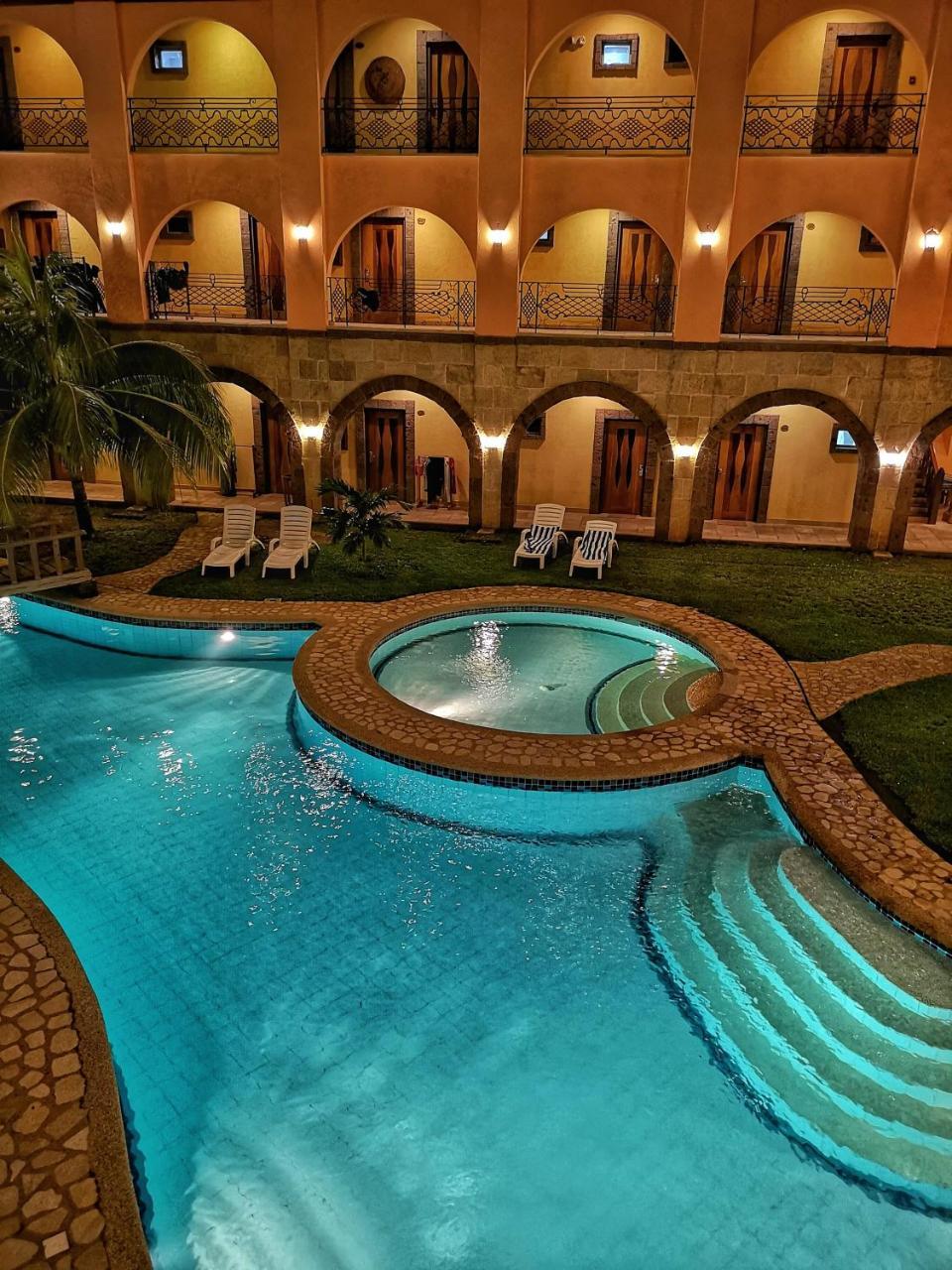 Corto Del Mar Hotel Coron Luaran gambar